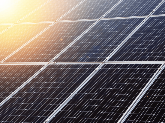 道达尔与新加坡LNG公司签署太阳能发电协议